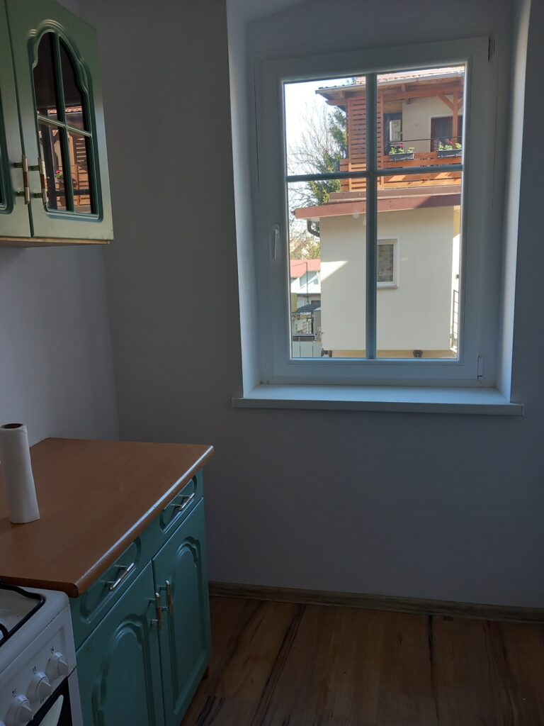 Kuchnia po remoncie Jana Kochanowskiego 12 lokal nr 2