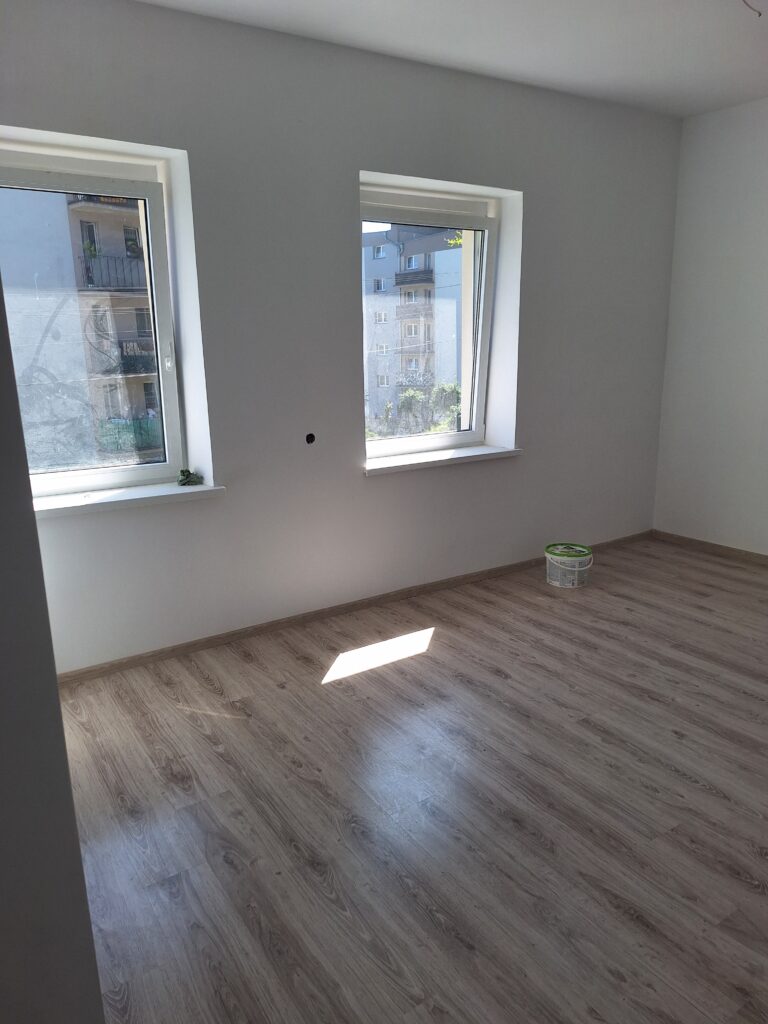 Pokój po remoncie Nowomiejska 27 lokal nr 5